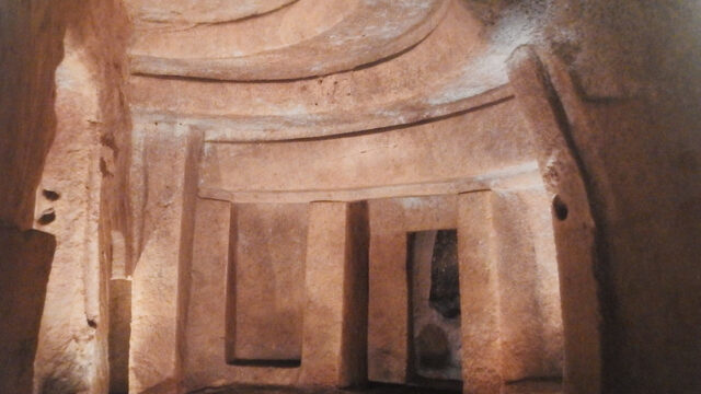 ハル・サフリエニ地下墳墓
