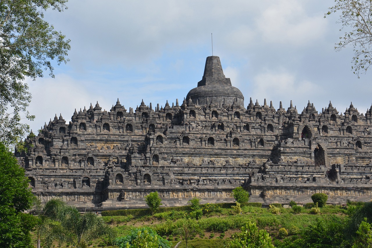 ボロブドゥール寺院遺跡群 | アジア, インドネシア | 世界遺産ガイド